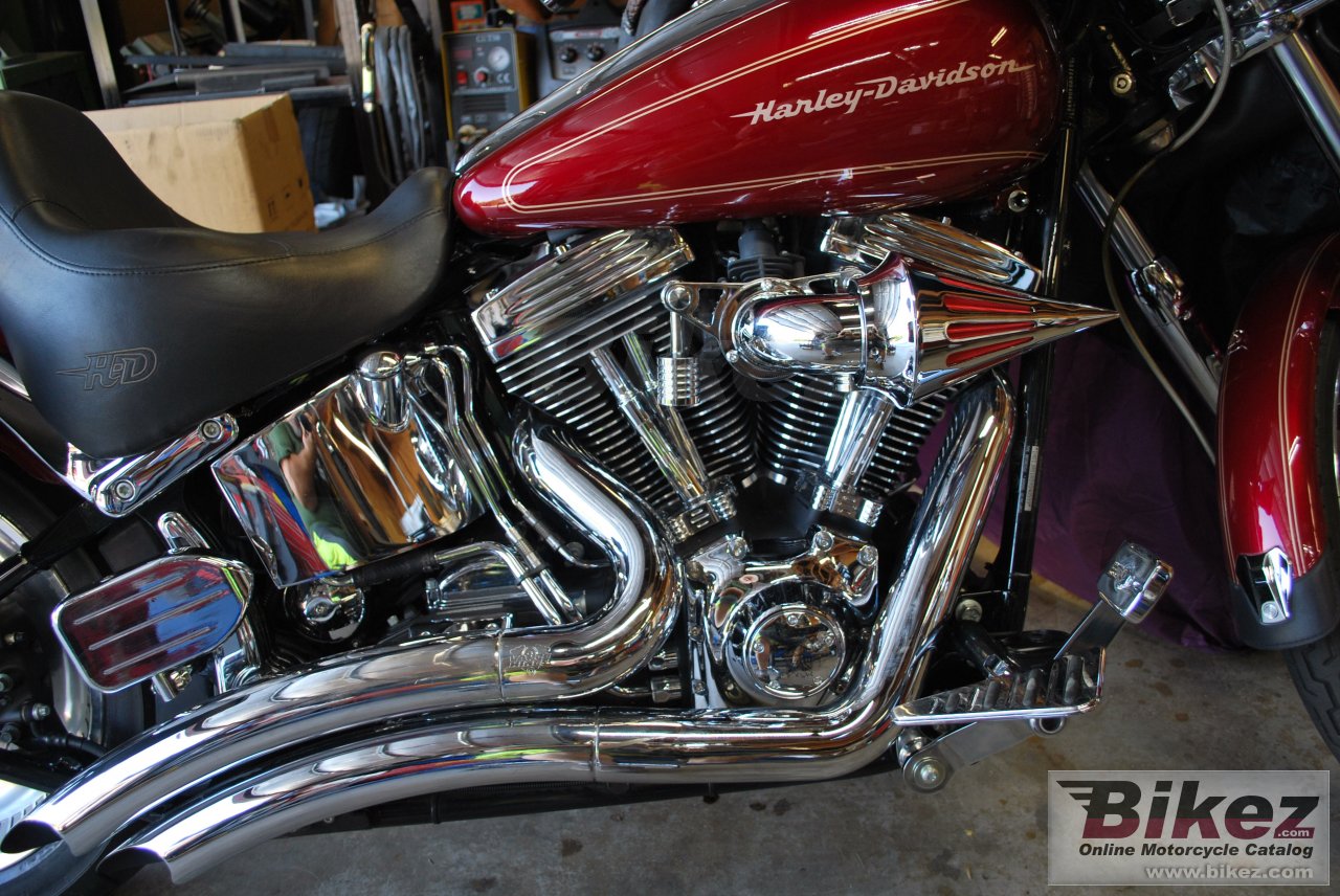 Harley-Davidson FXSTDI Softail Deuce