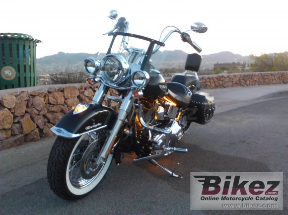 2005 Harley-Davidson FLSTNI Softail Deluxe