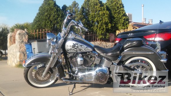 2005 Harley-Davidson FLSTNI Softail Deluxe