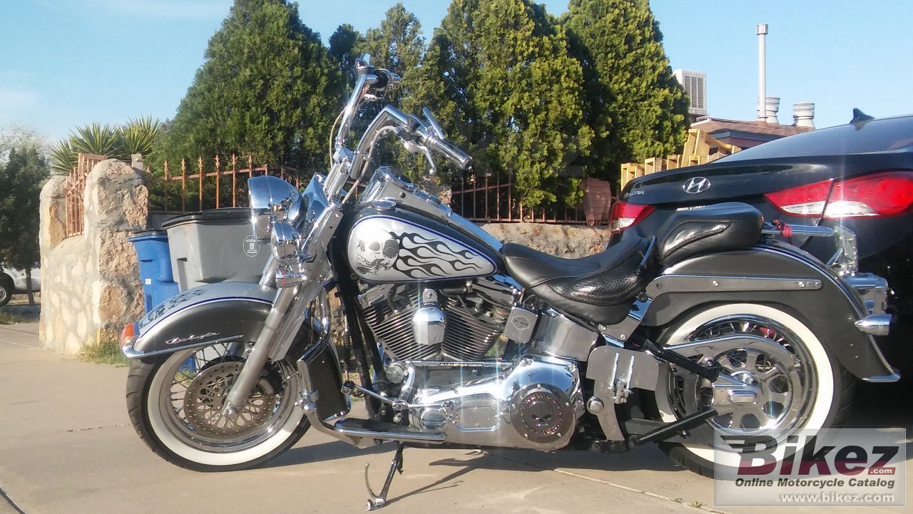 Harley-Davidson FLSTNI Softail Deluxe