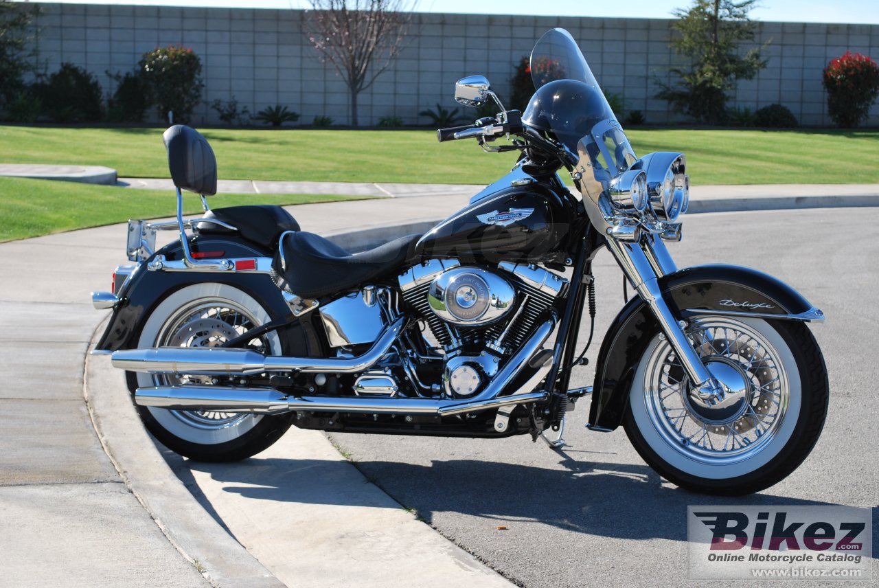 Harley-Davidson FLSTNI Softail Deluxe