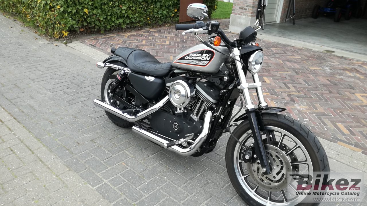 Harley-Davidson XL883R Sportster R