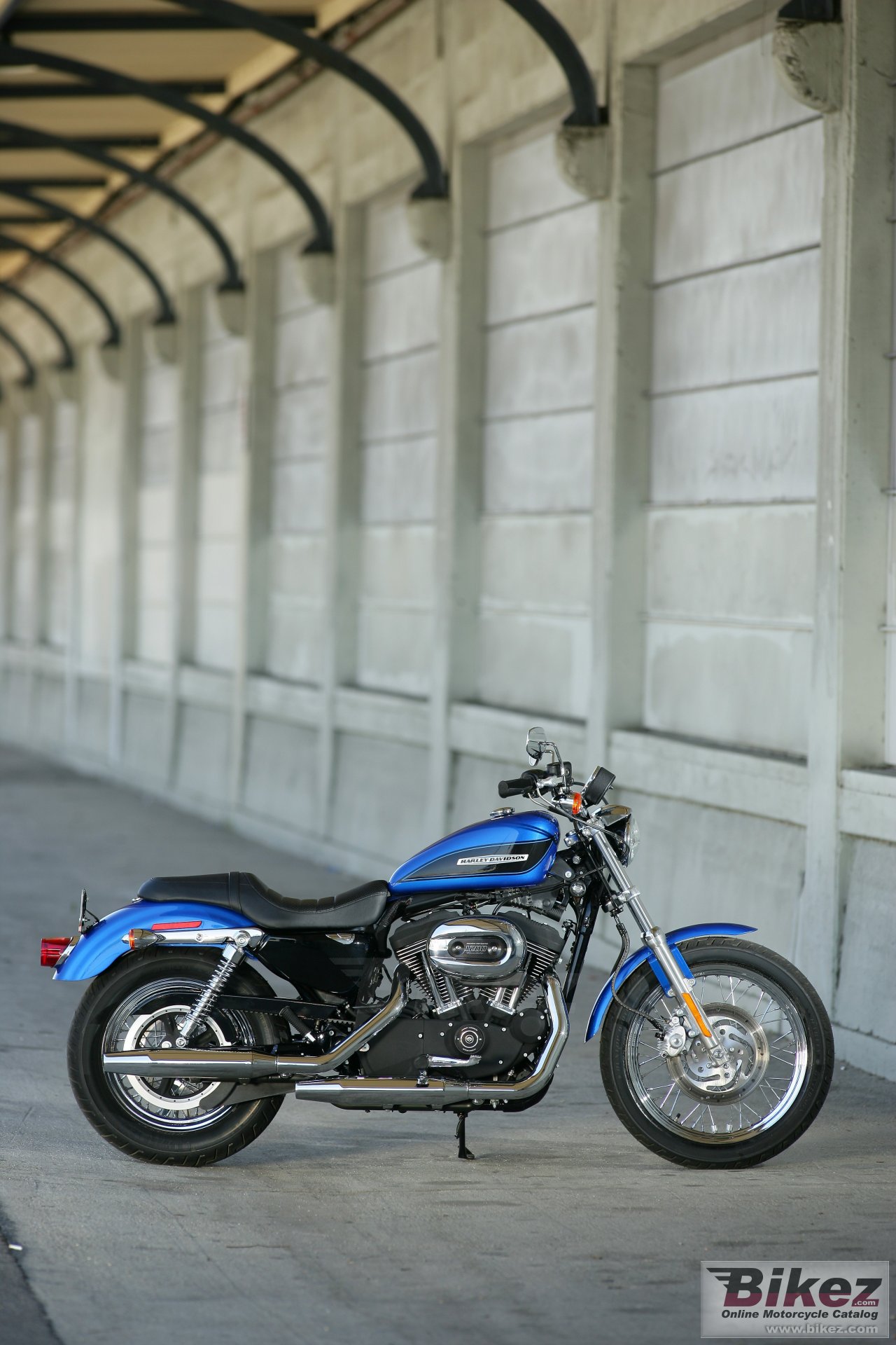 Harley-Davidson XL1200R Sportster Roadster