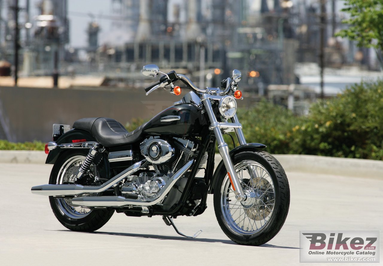 Harley-Davidson FXDC Dyna Super Glide Custom