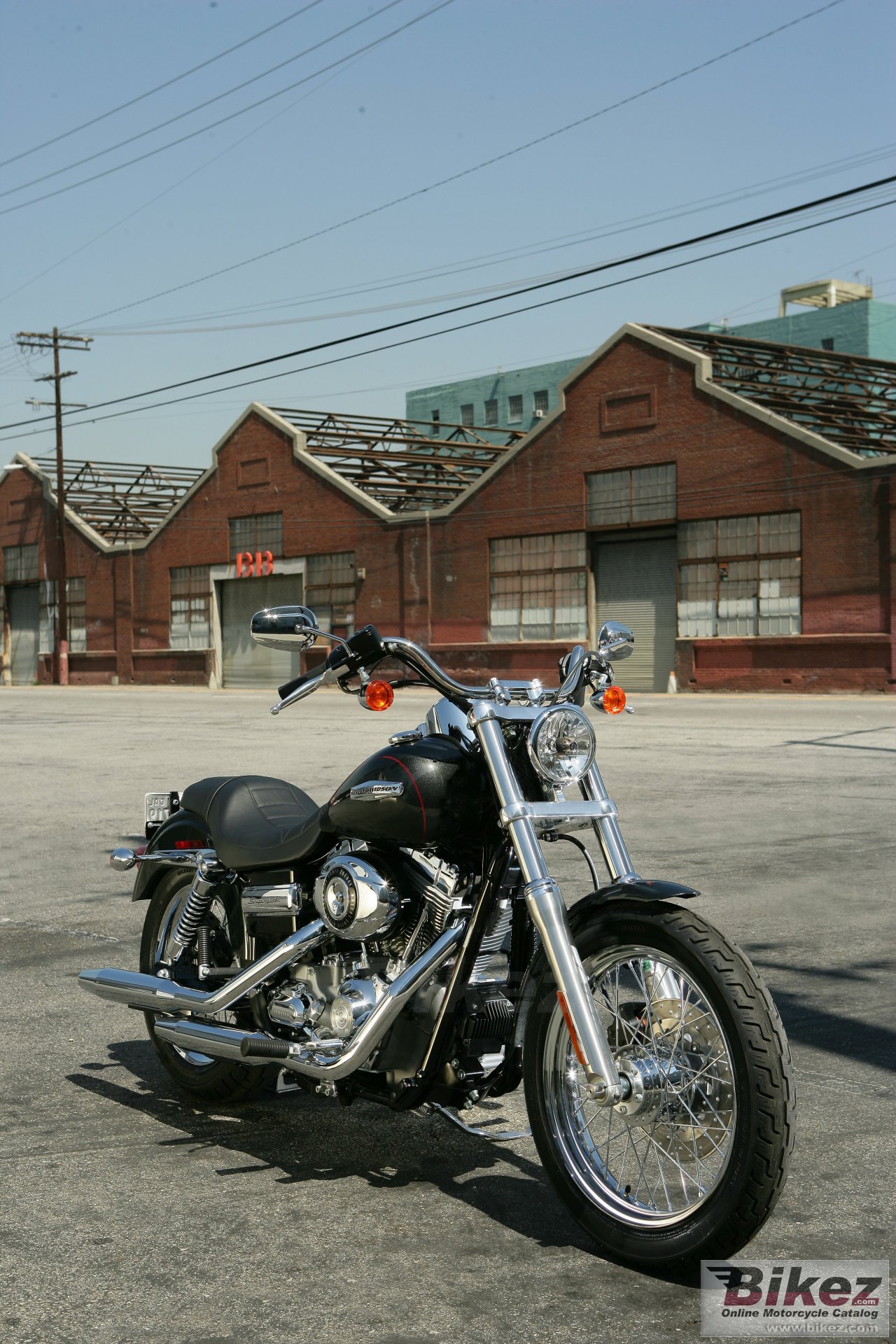 Harley-Davidson FXDC Dyna Super Glide Custom