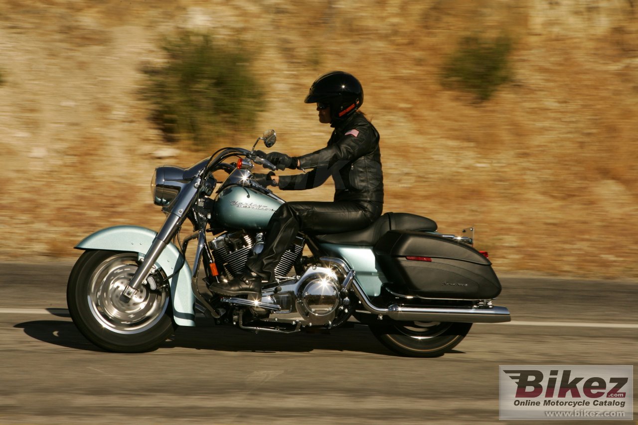 Harley-Davidson FLHRS Road King Custom