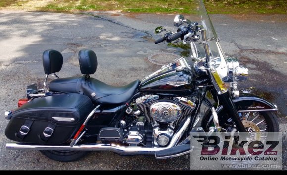 2007 Harley-Davidson FLHRC  Road King Classic