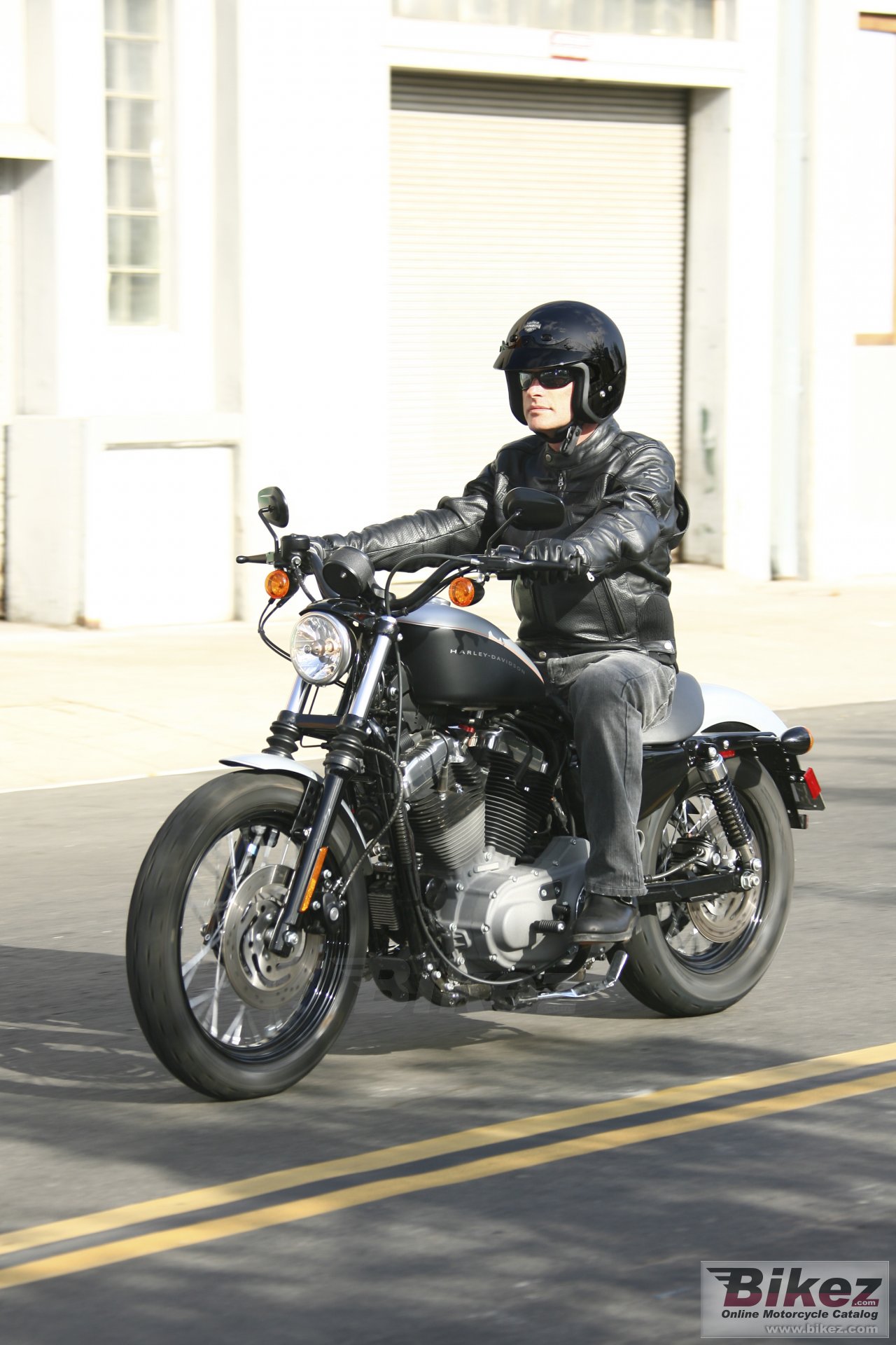 Harley-Davidson XL1200N Sportster 1200 Nightster