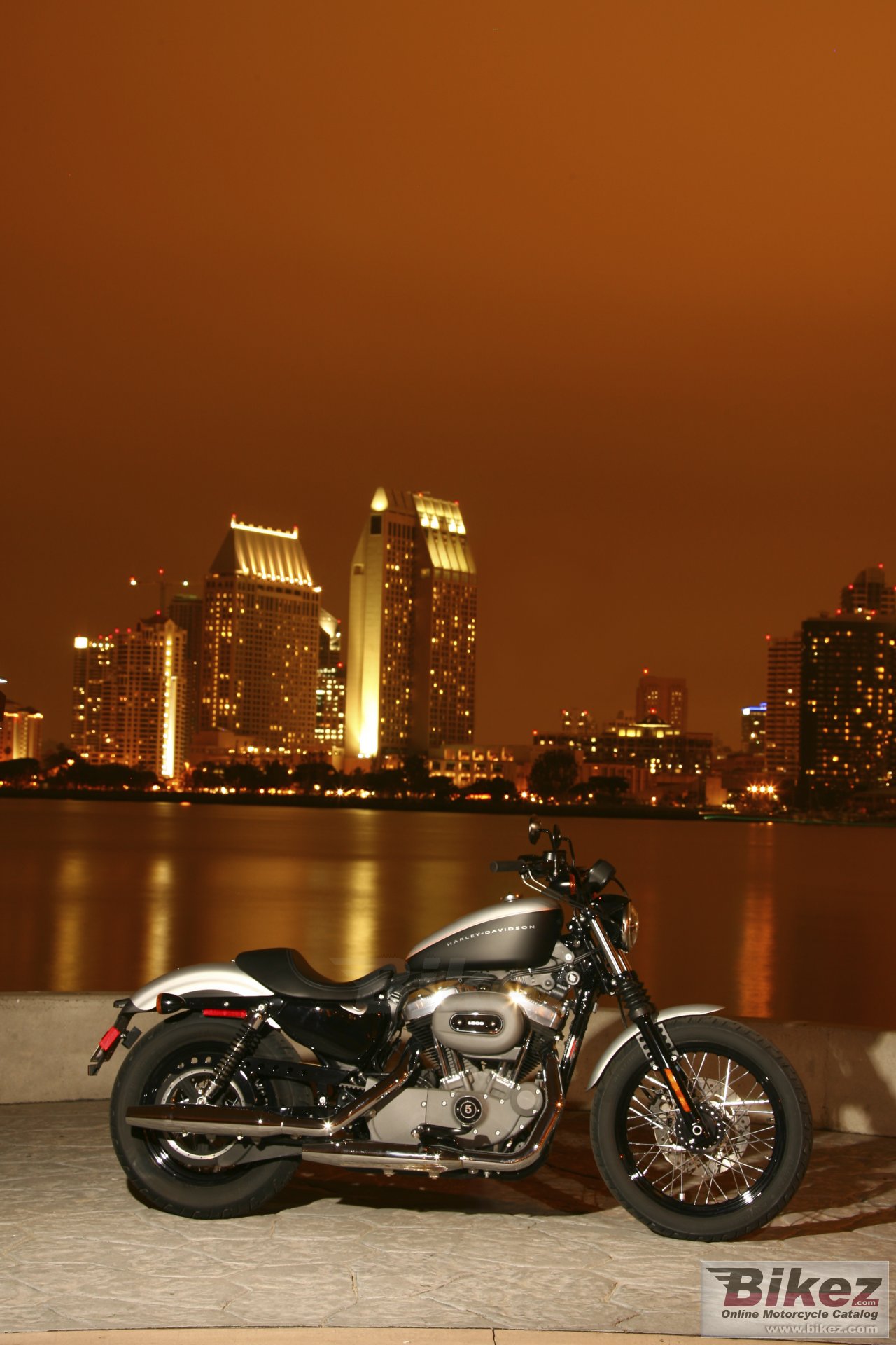 Harley-Davidson XL1200N Sportster 1200 Nightster