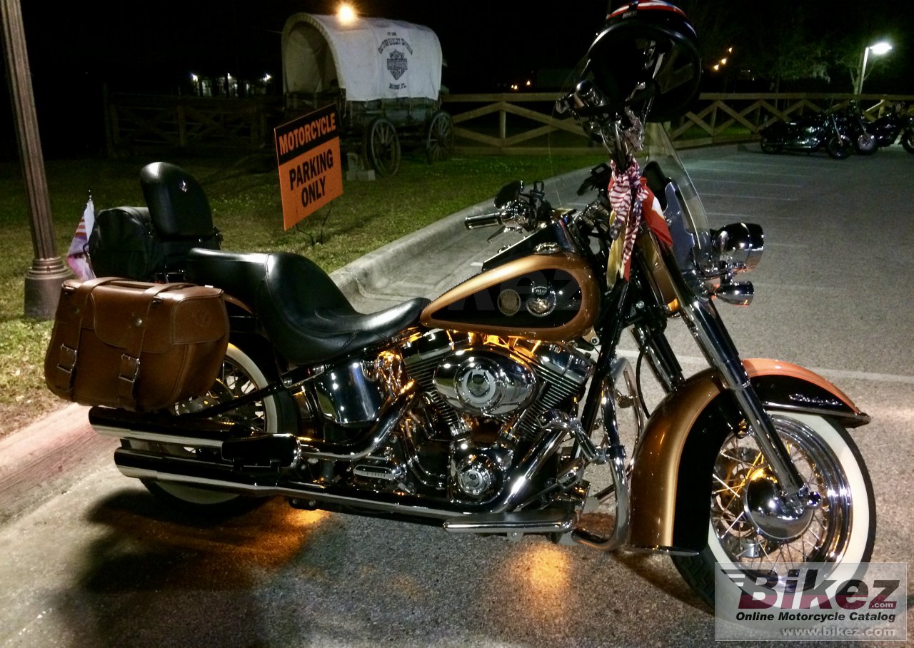 Harley-Davidson FXSTC Softail Custom