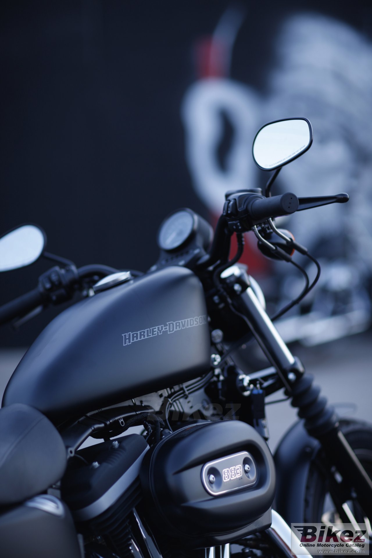 Harley-Davidson Sportster XL 883N Iron 883