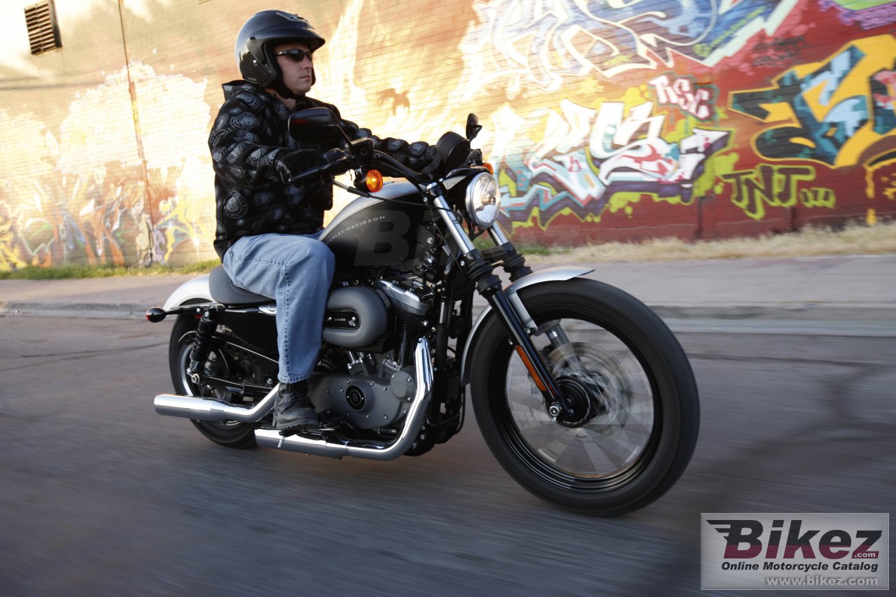 Harley-Davidson XL 1200N Sportster 1200 Nightster