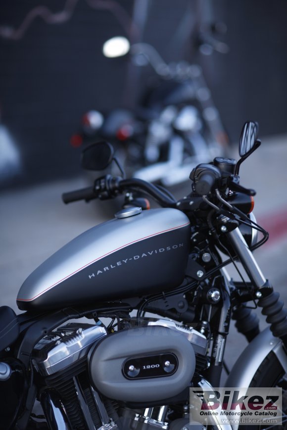 2010 Harley-Davidson XL 1200N Sportster 1200 Nightster