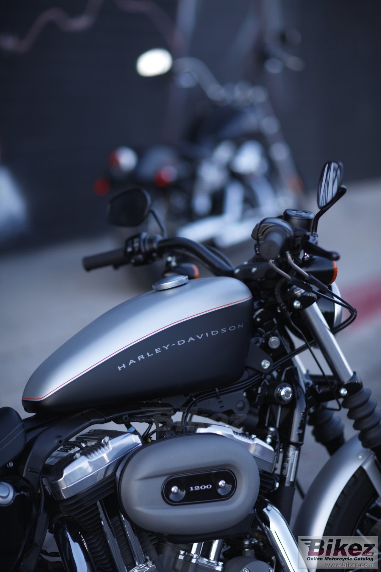 Harley-Davidson XL 1200N Sportster 1200 Nightster