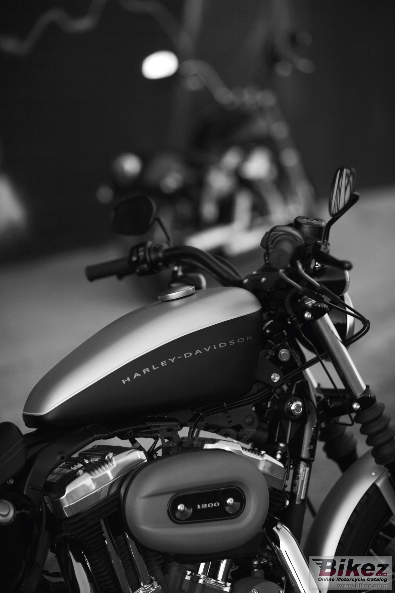 Harley-Davidson XL 1200N Sportster 1200 Nightster