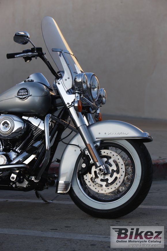 2010 Harley-Davidson FLHRC Road King Classic