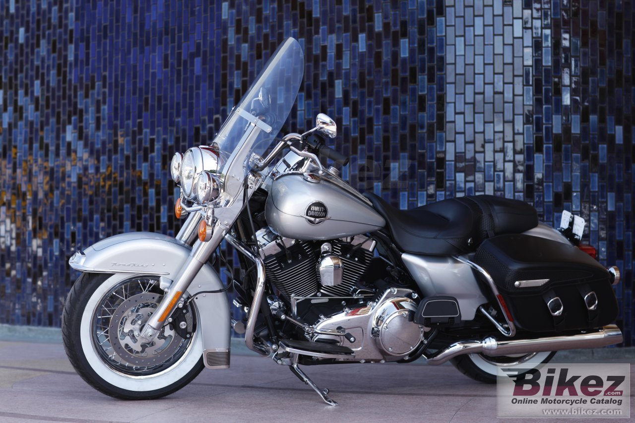 Harley-Davidson FLHRC Road King Classic