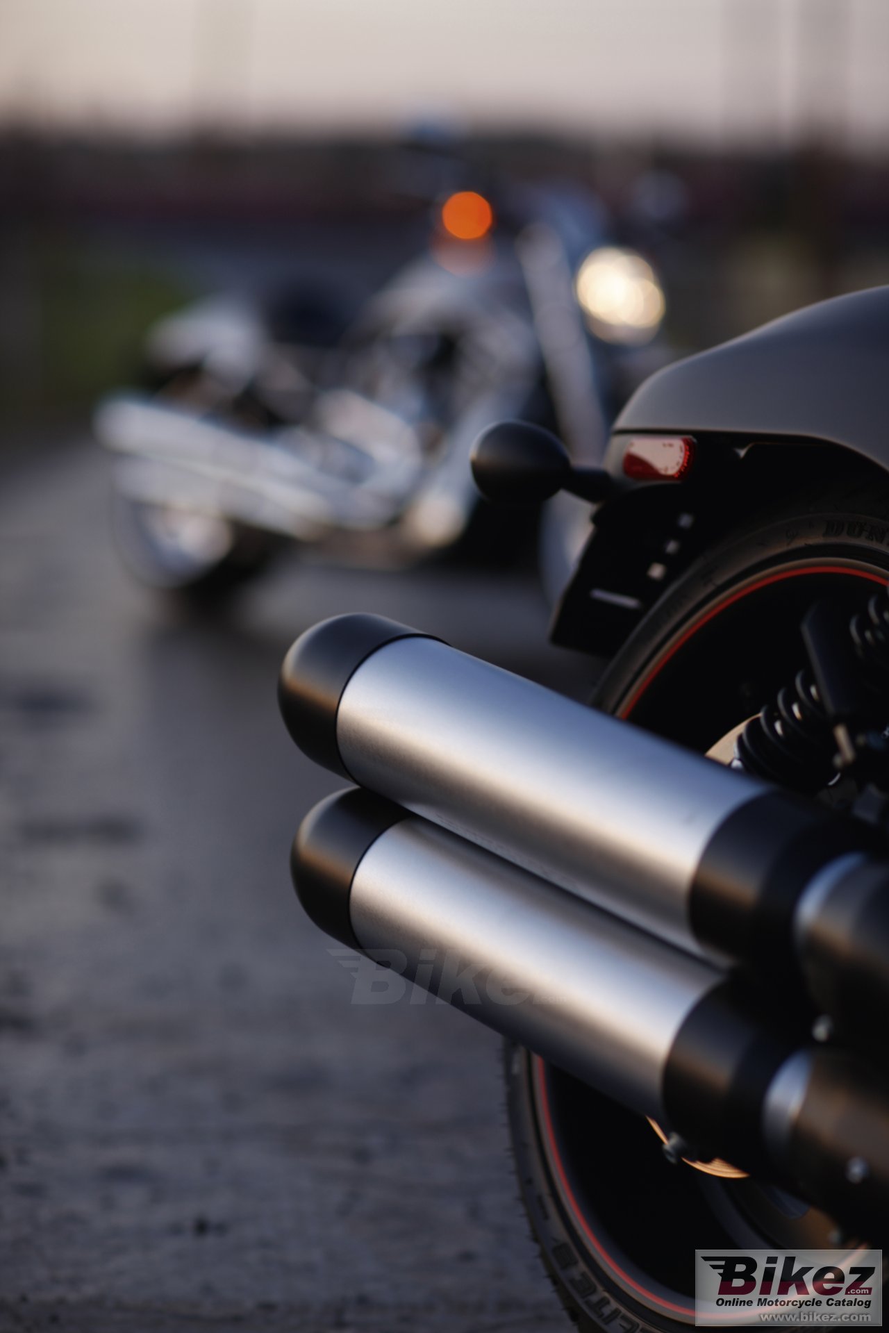 Harley-Davidson VRSCDX Night Rod Special