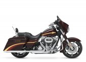 2010 Harley-Davidson FLHXSE CVO Street Glide