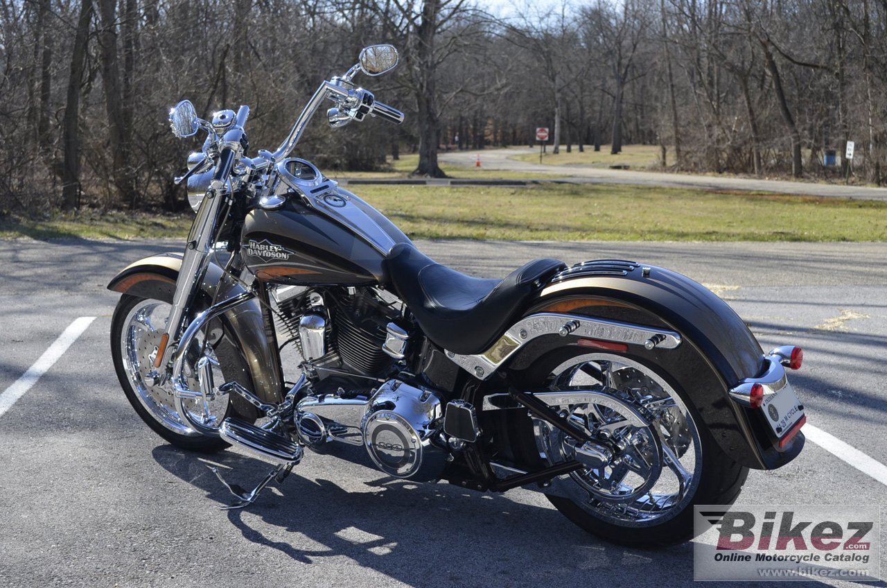 Harley-Davidson FLSTSE CVO Softail Convertible