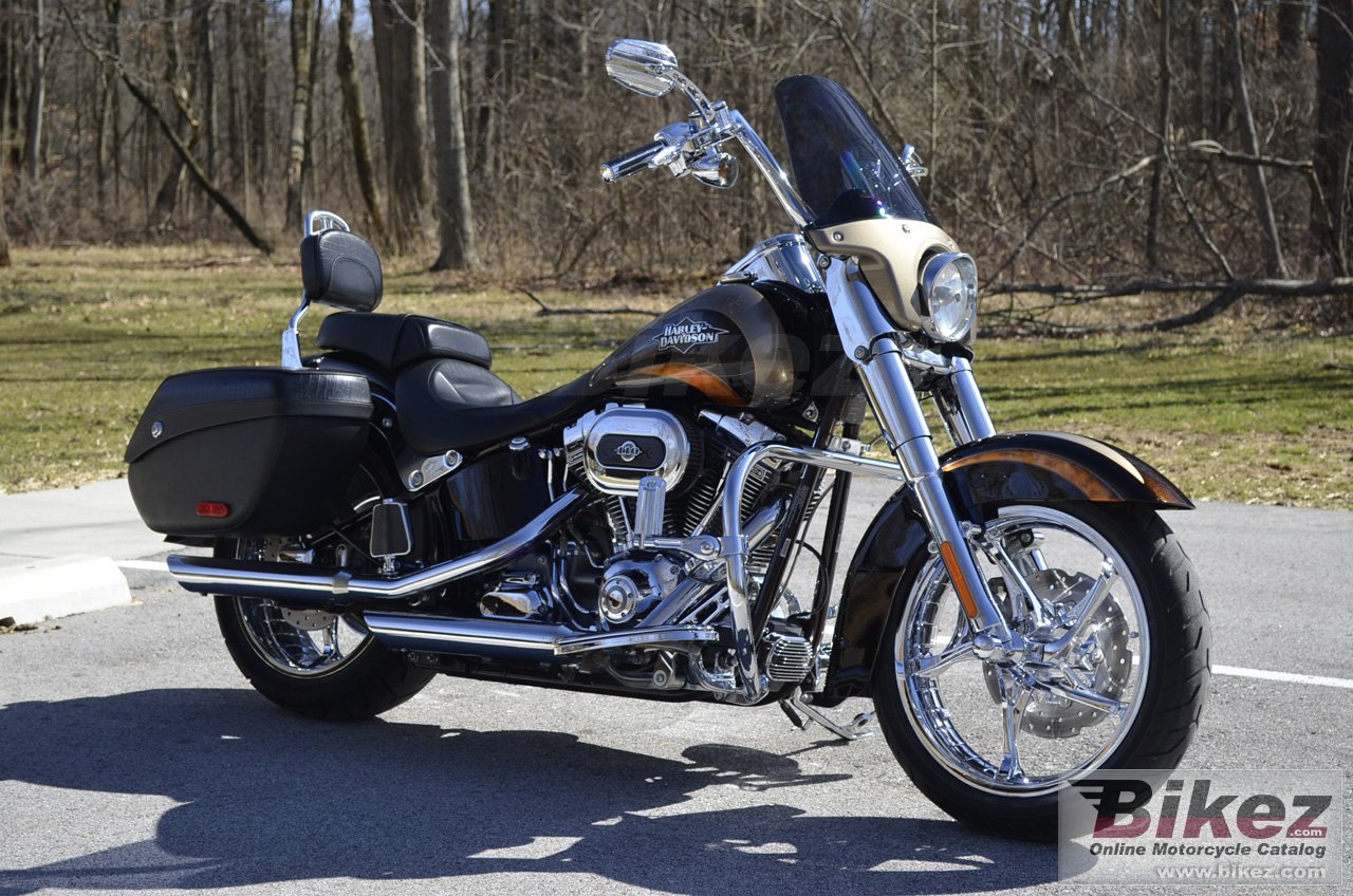 Harley-Davidson FLSTSE CVO Softail Convertible