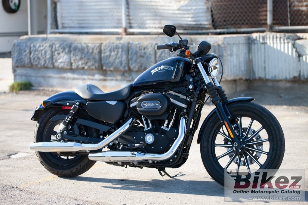 Harley-Davidson XL883N Sportster Iron 883