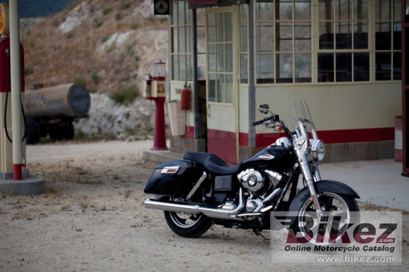 2012 Harley-Davidson FLD Dyna Switchback