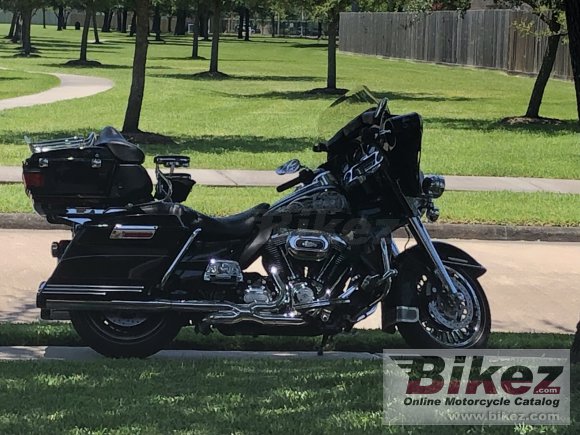 2013 Harley-Davidson CVO Ultra Classic Electra Glide