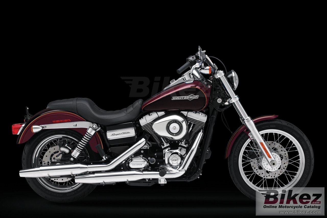 Harley-Davidson Dyna Super Glide Custom