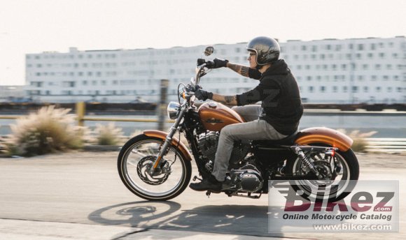 2015 Harley-Davidson Sportster Seventy-Two Dark Custom