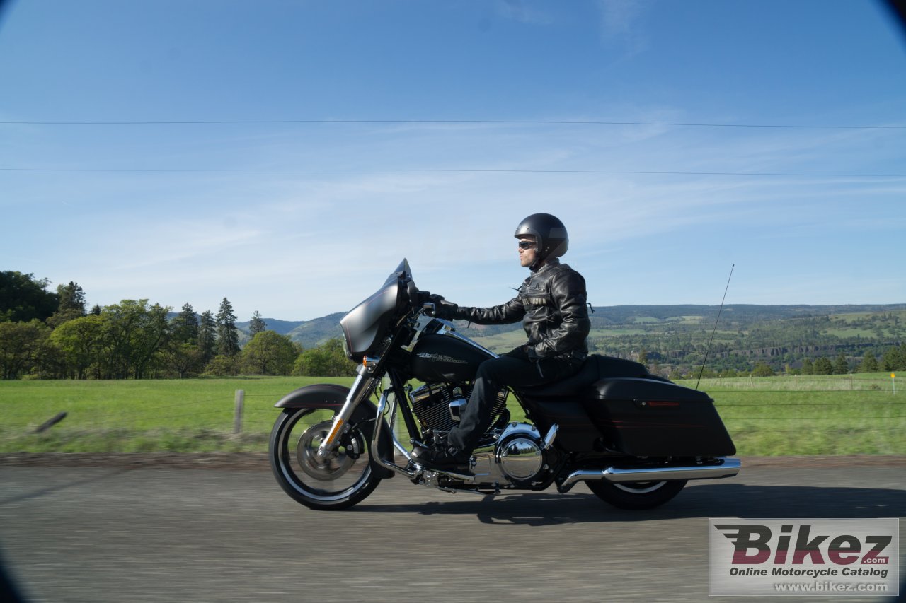 Harley-Davidson Street Glide Special