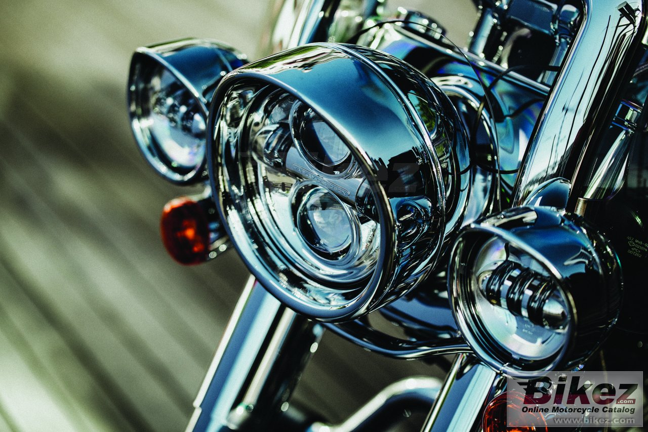 Harley-Davidson CVO Softail Deluxe