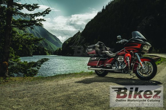 2015 Harley-Davidson CVO Road Glide Ultra