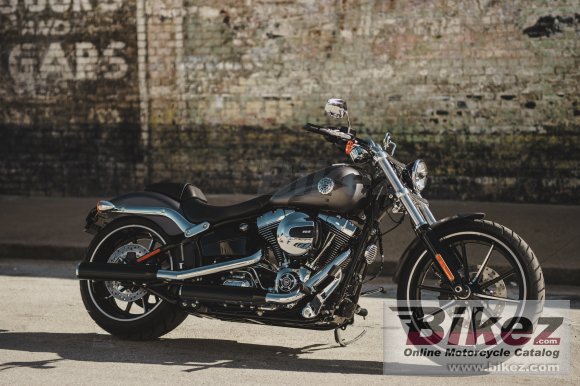 2016 Harley-Davidson Softail Breakout