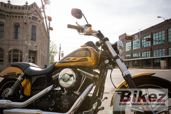 2016 Harley-Davidson Dyna Street Bob Special