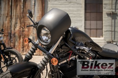 2017 Harley-Davidson Sportster Iron 883