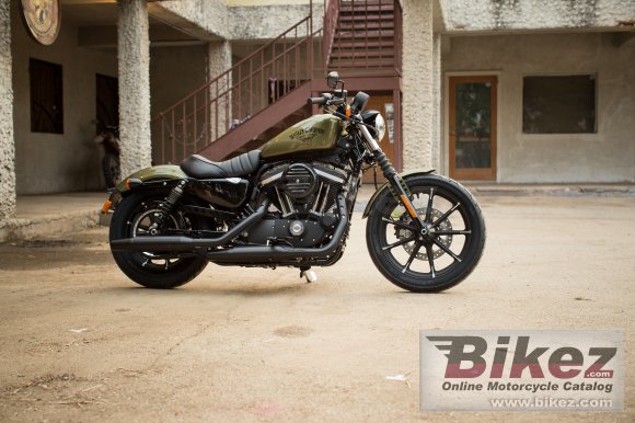 2017 Harley-Davidson Sportster Iron 883