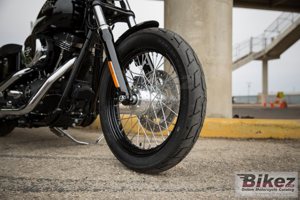 Harley-Davidson Dyna Street Bob