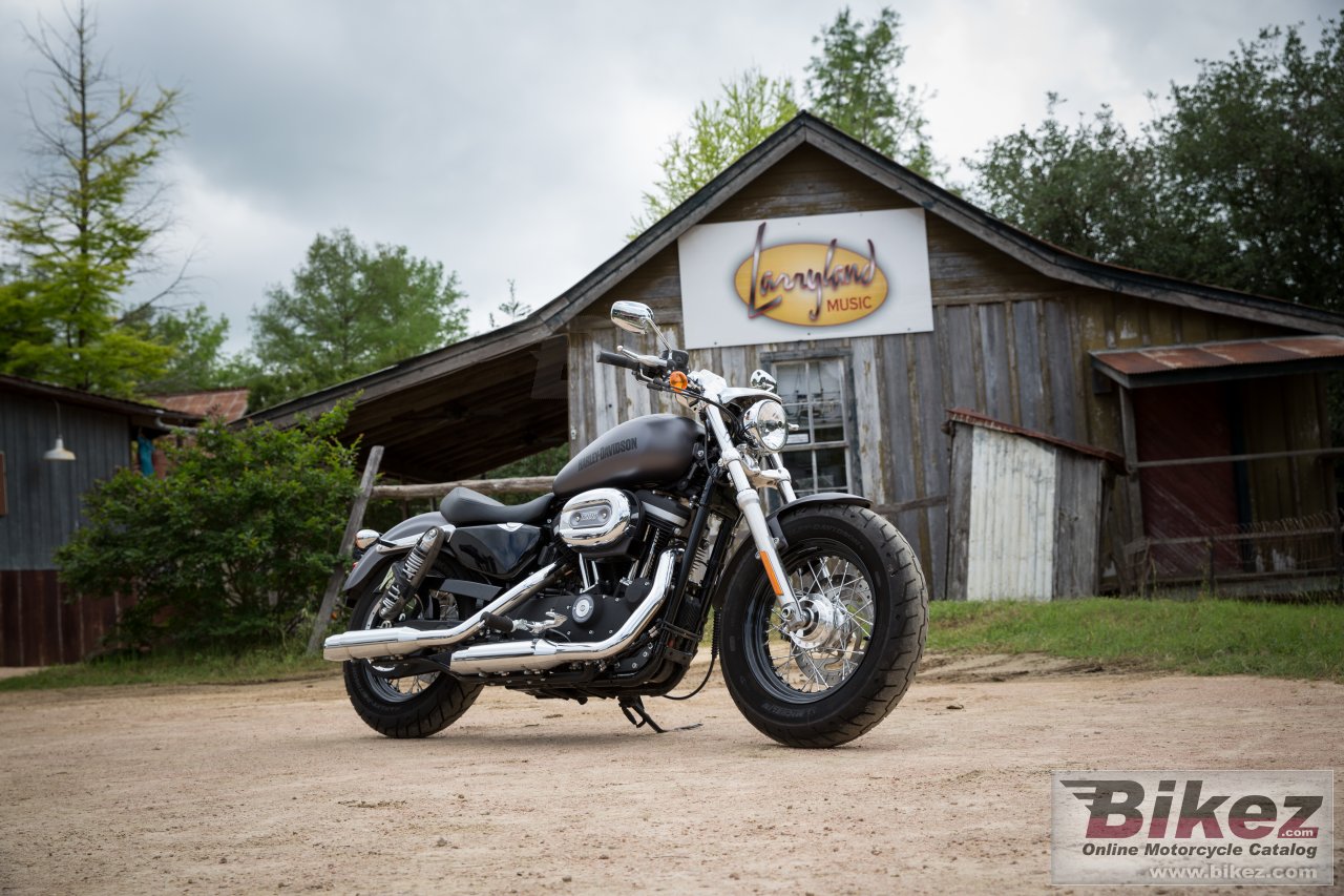 Harley-Davidson Sportster 1200 Custom