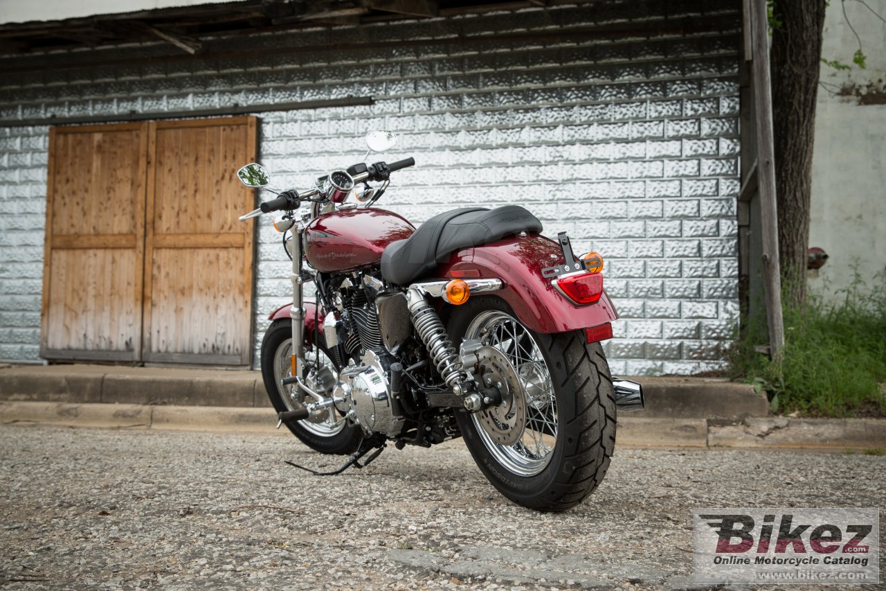 Harley-Davidson Sportster 1200 Custom