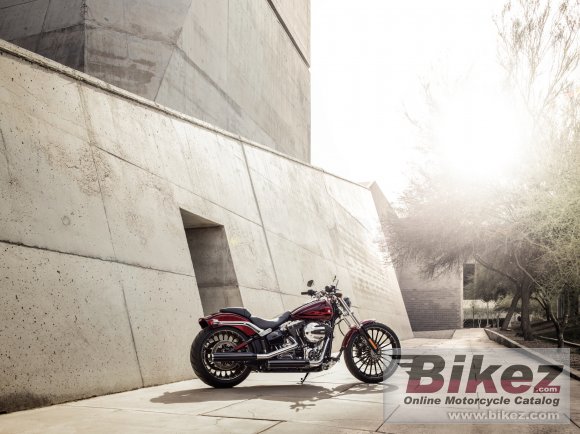 2017 Harley-Davidson Softail Breakout