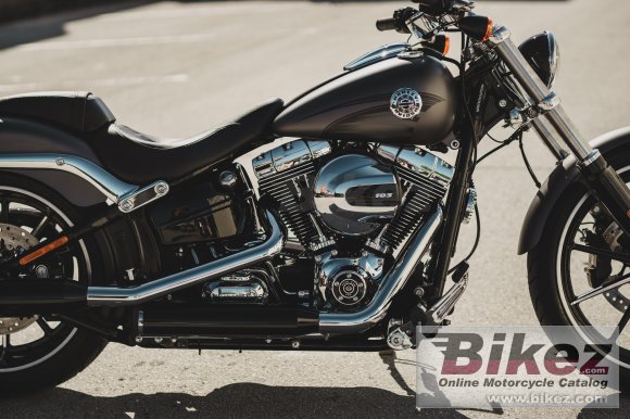 2017 Harley-Davidson Softail Breakout