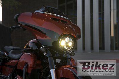 2017 Harley-Davidson CVO Street Glide
