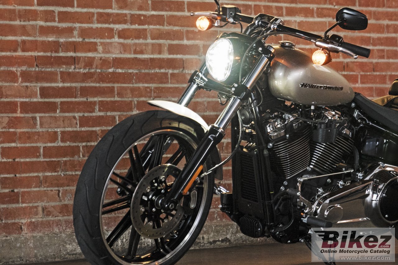 Harley-Davidson Softail Breakout