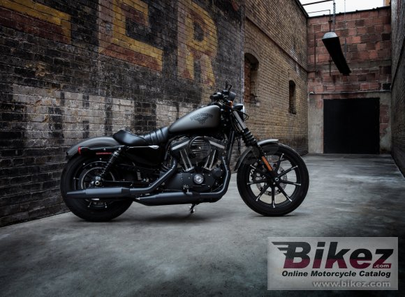 2018 Harley-Davidson Sportster Iron 883