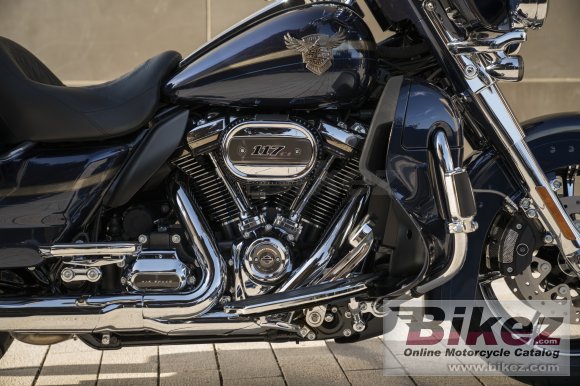 2018 Harley-Davidson 115th Anniversary CVO Limited