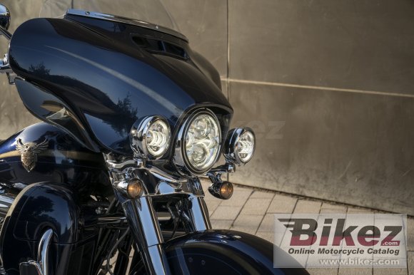 2018 Harley-Davidson 115th Anniversary CVO Limited