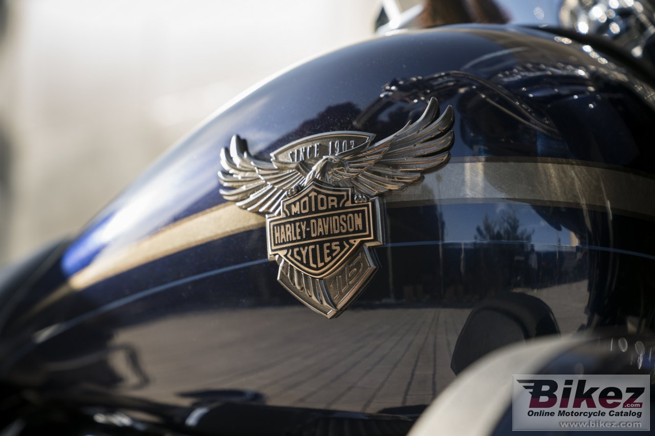 Harley-Davidson 115th Anniversary CVO Limited