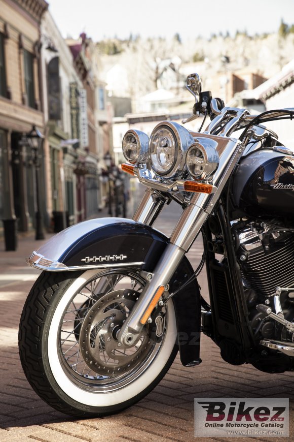 2019 Harley-Davidson Softail Deluxe