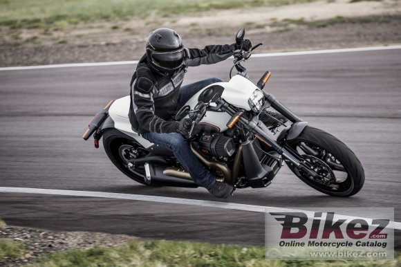 2019 Harley-Davidson FXDR 114